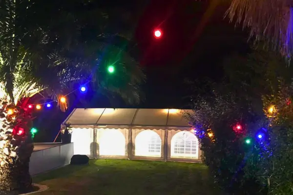 Location de barnum Hugo Roué - Finistère - Autres locations, guinguette, lumière