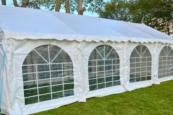 Location de barnum Hugo Roué - Finistère - Barnum 4X8