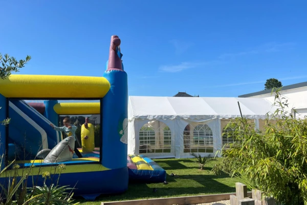 Hugo Roué location de barnum - package événement - 80 personnes